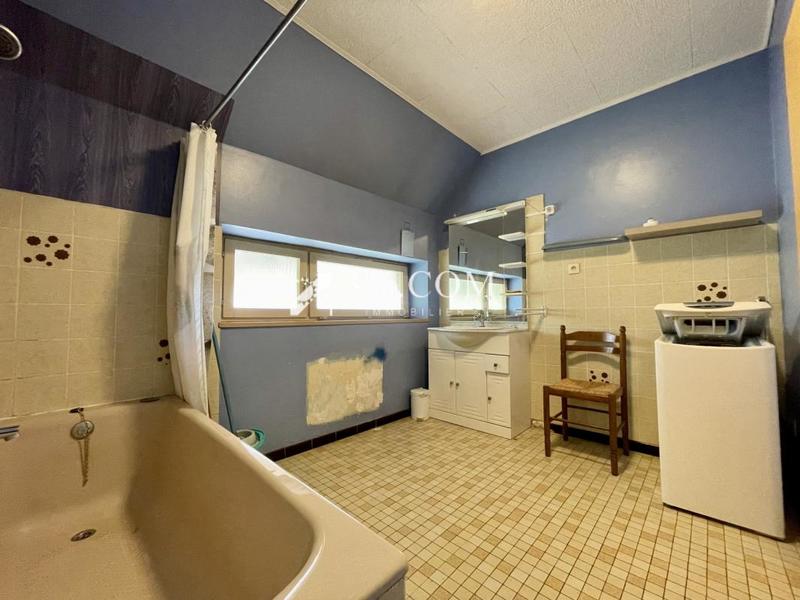 Maison - 92 m² - 5 pièces