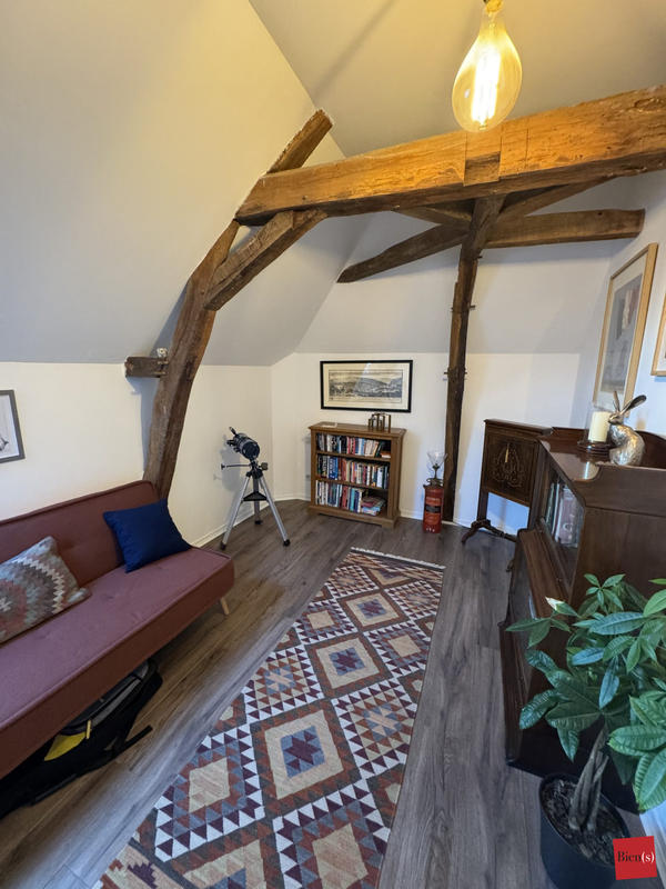 Maison ancienne - 173 m² - 7 pièces