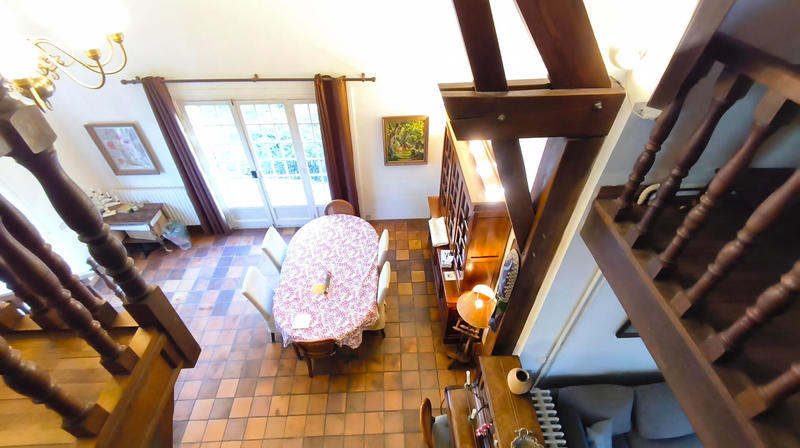 Maison - 171 m² - 10 pièces