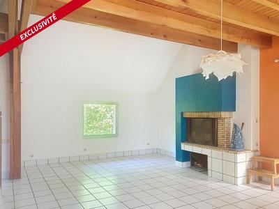 Maison - 99 m² - 4 pièces