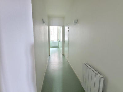 Local d'activité / Entrepôt - 45 m² - 2 pièces