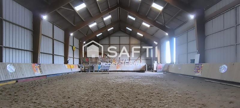 Maison - 211 m² - 10 pièces