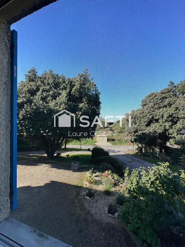 Maison - 92 m² - 5 pièces