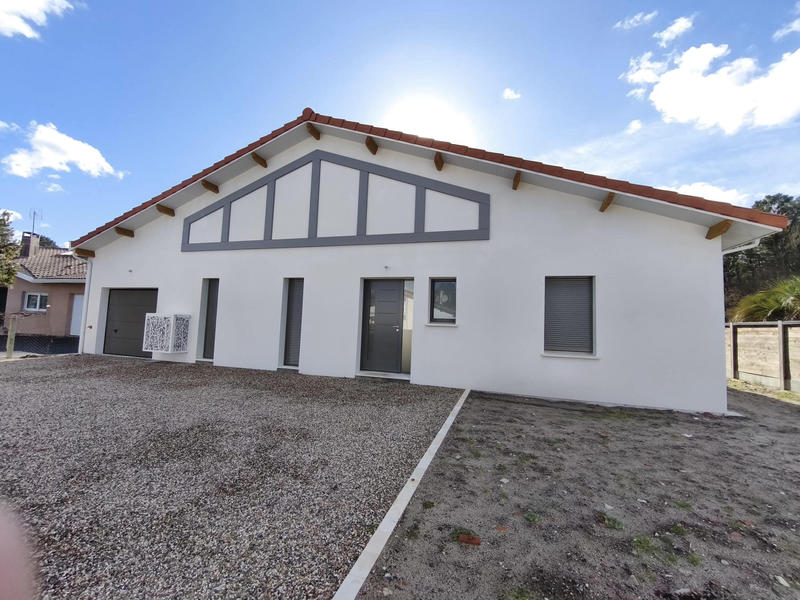 Villa - 150 m² - 5 pièces