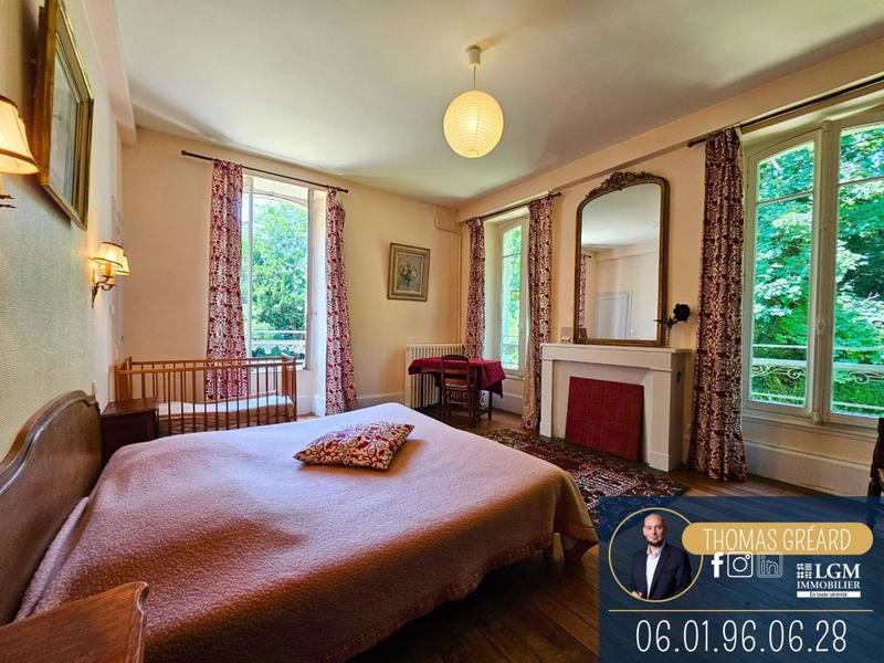 Propriété - 500 m² - 18 pièces