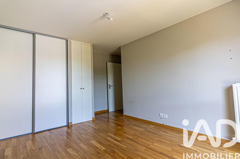 Appartement - 111 m² - 5 pièces