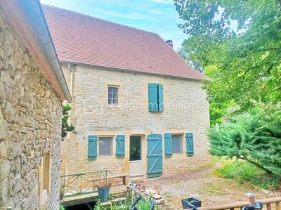 Maison en pierre - 147 m² - 7 pièces