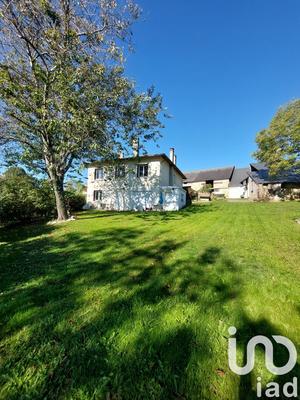 Maison - 180 m² - 8 pièces