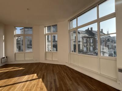 Appartement - 67 m² - 2 pièces