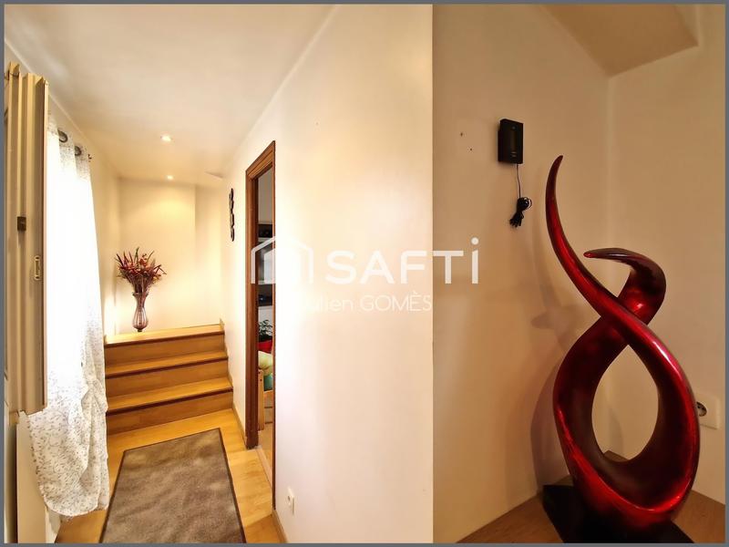 Maison - 180 m² - 7 pièces