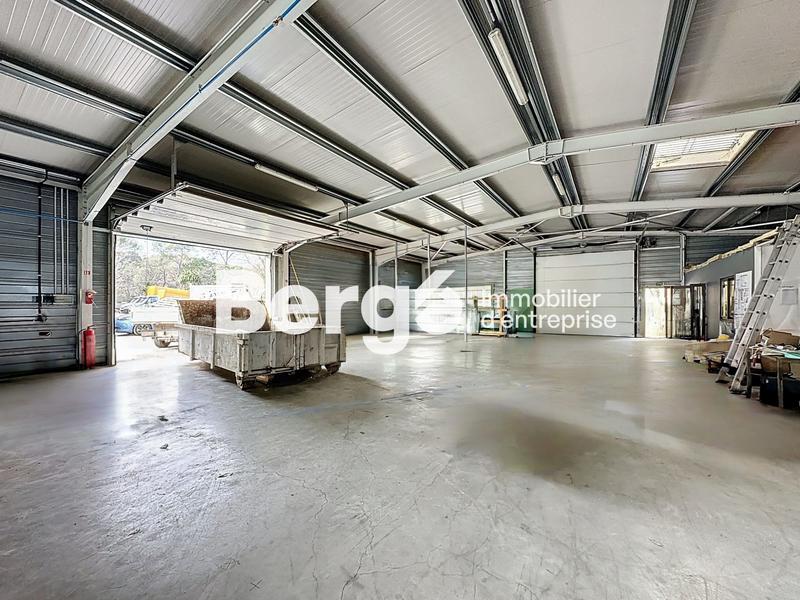 Entrepôt - 600 m²