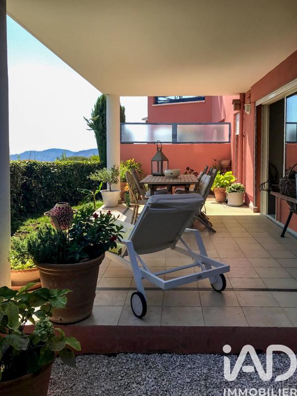 Appartement - 80 m² - 3 pièces