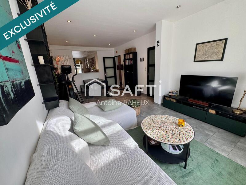 Maison - 99 m² - 5 pièces