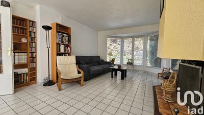 Maison - 93 m² - 5 pièces