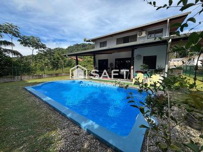 Maison - 128 m² - 4 pièces