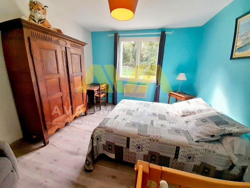 Maison - 209 m² - 9 pièces