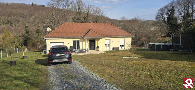 Maison - 84 m² - 4 pièces