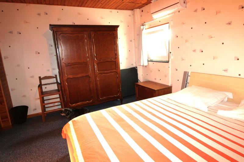 Maison traditionnelle - 205 m² - 7 pièces