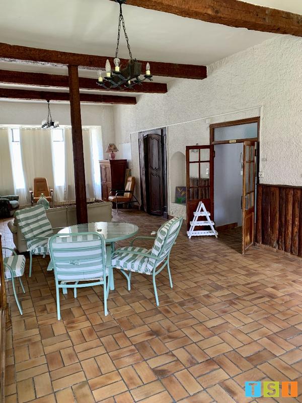 Appartement - 133 m² - 3 pièces