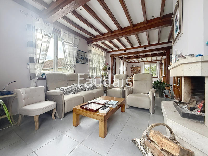 Maison - 140 m² - 7 pièces