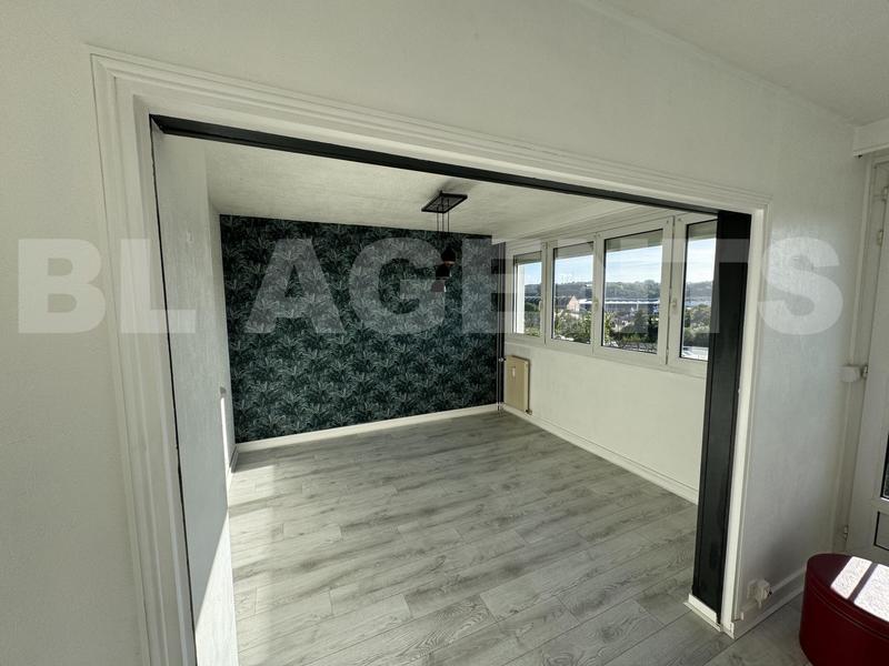 Appartement - 72 m² - 4 pièces