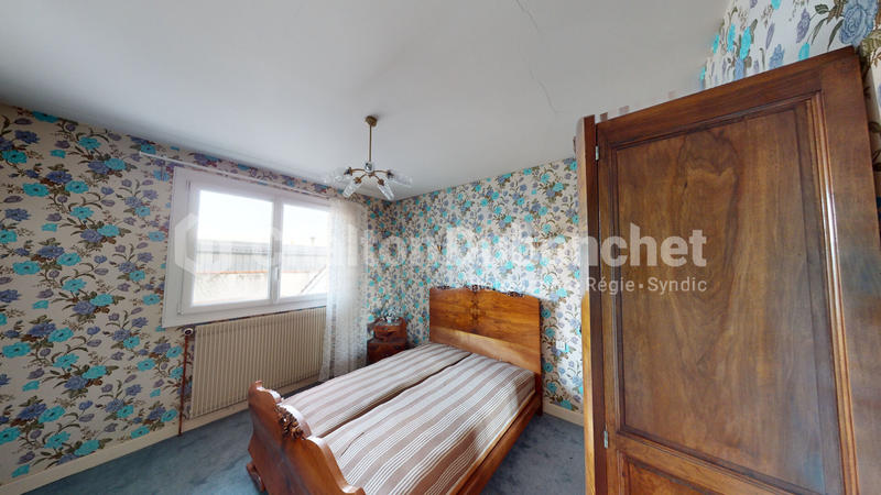 Maison - 180 m² - 5 pièces