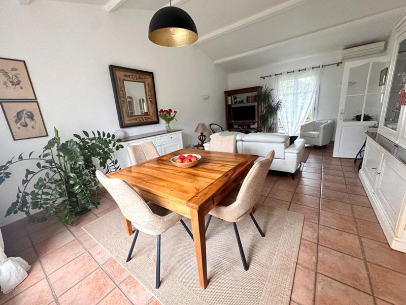 Maison - 94 m² - 4 pièces