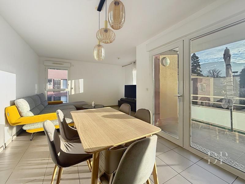 Appartement - 67 m² - 3 pièces