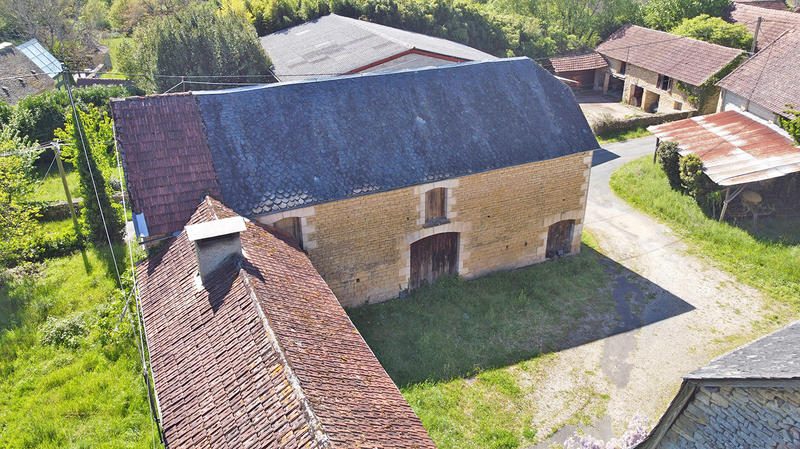 Corps de ferme - 131 m² - 9 pièces