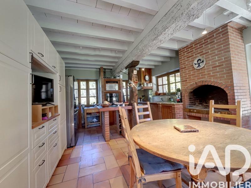 Maison - 564 m² - 13 pièces