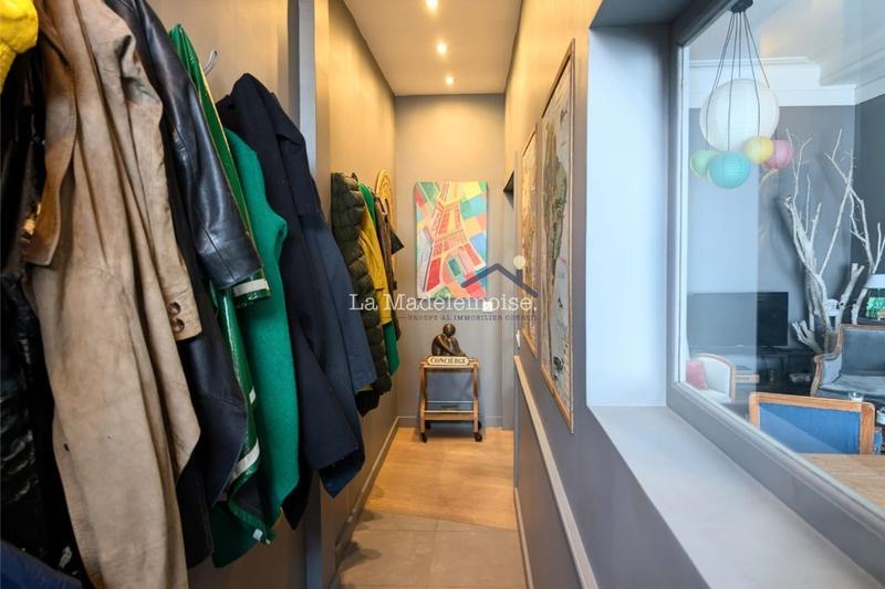 Maison - 181 m² - 6 pièces