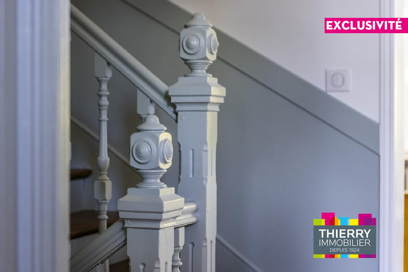 Maison - 180 m² - 6 pièces