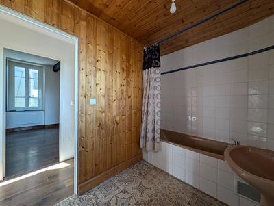 Appartement - 72 m² - 3 pièces