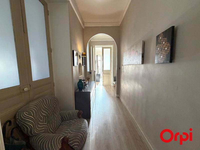 Appartement - 128 m² - 5 pièces