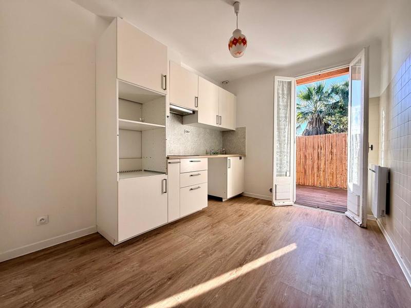 Maison - 214 m² - 12 pièces