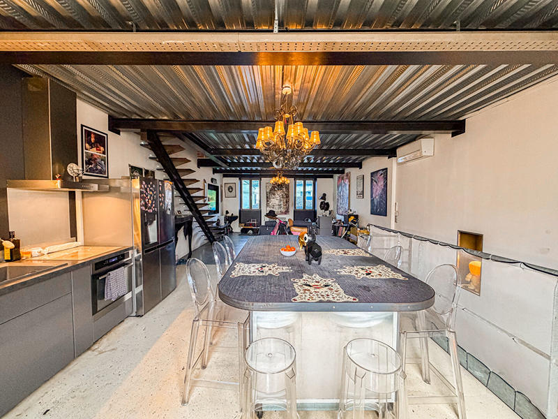 Maison - 170 m² - 6 pièces