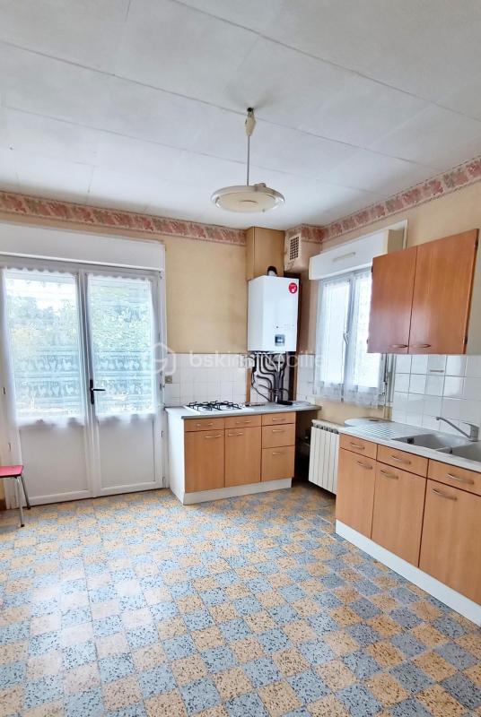 Maison traditionnelle - 102 m² - 6 pièces