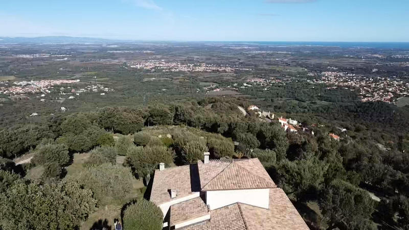 Propriété - 270 m² - 8 pièces