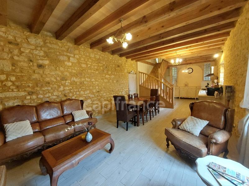 Maison - 363 m² - 17 pièces