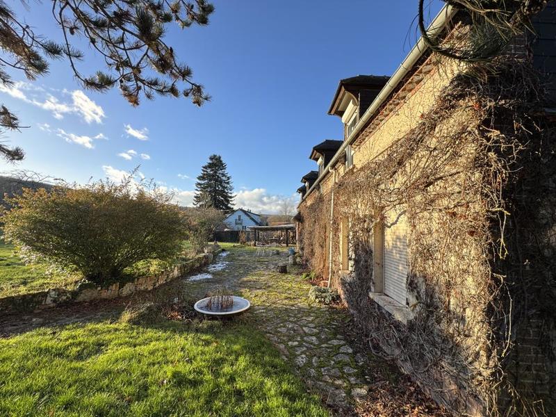 Maison ancienne - 180 m² - 7 pièces