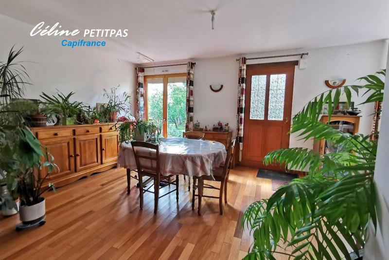 Maison - 142 m² - 6 pièces