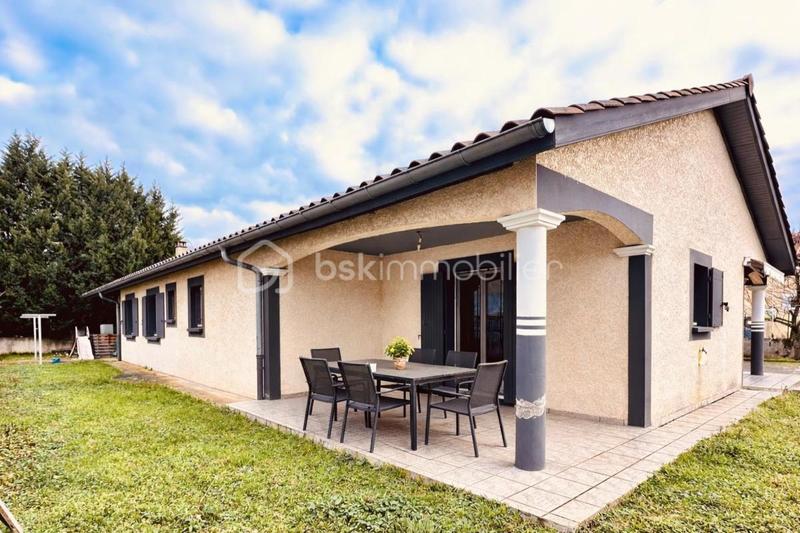 Maison traditionnelle - 140 m² - 5 pièces