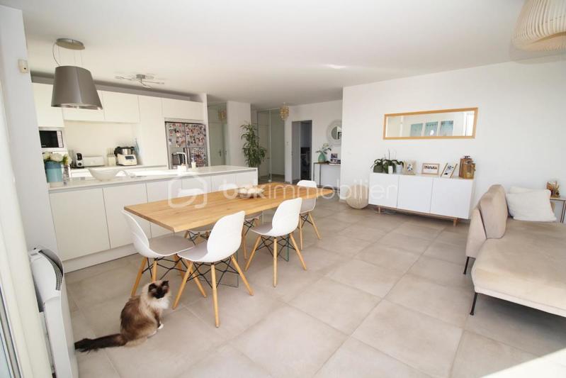 Penthouse - 122 m² - 4 pièces