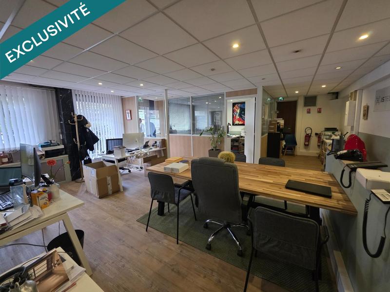 Local commercial - 97 m² - 4 pièces