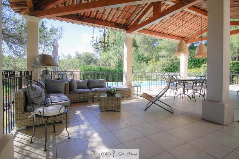 Villa - 190 m² - 7 pièces