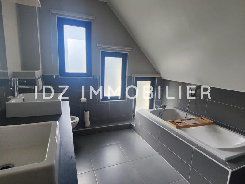 Maison - 120 m² - 6 pièces