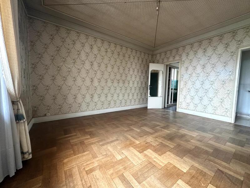 Maison - 190 m² - 8 pièces