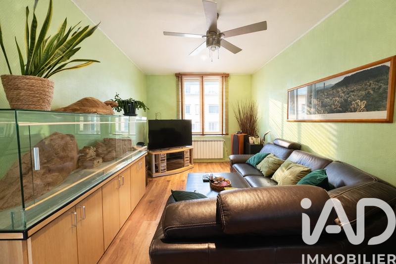 Appartement - 121 m² - 6 pièces