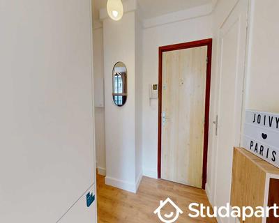 Chambre - 60 m² - 1 pièce