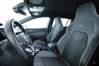 Volkswagen Golf Sw VIII 1.5 eTSI Opf R-Line Dsg7 150 ch